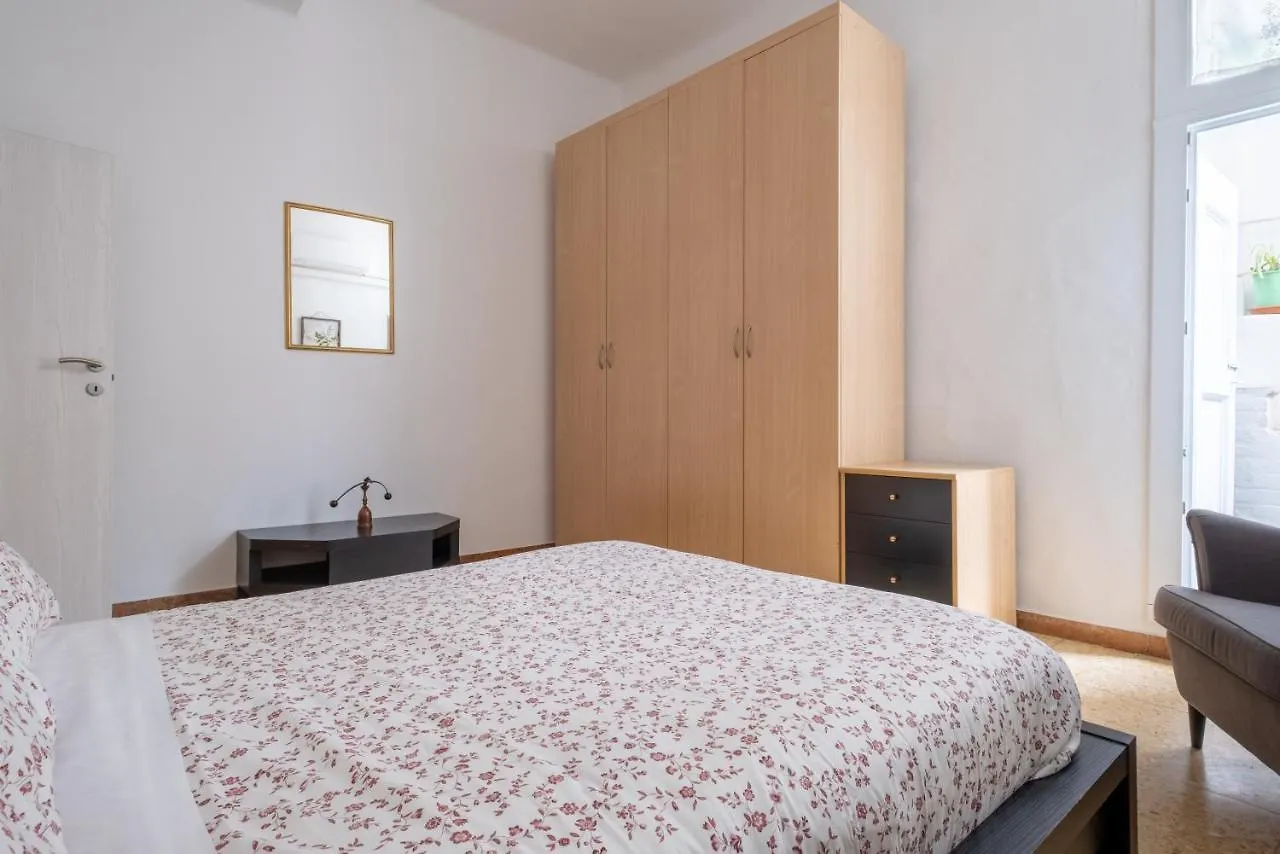 Residence Del Professore By Studio Vita Bologna 0*,